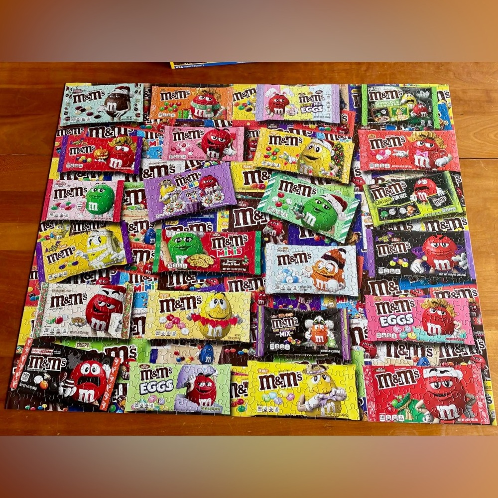 White Mountain M&M's Candy Puzzle 1000 Pieces hard to find - Picture 6 of 6